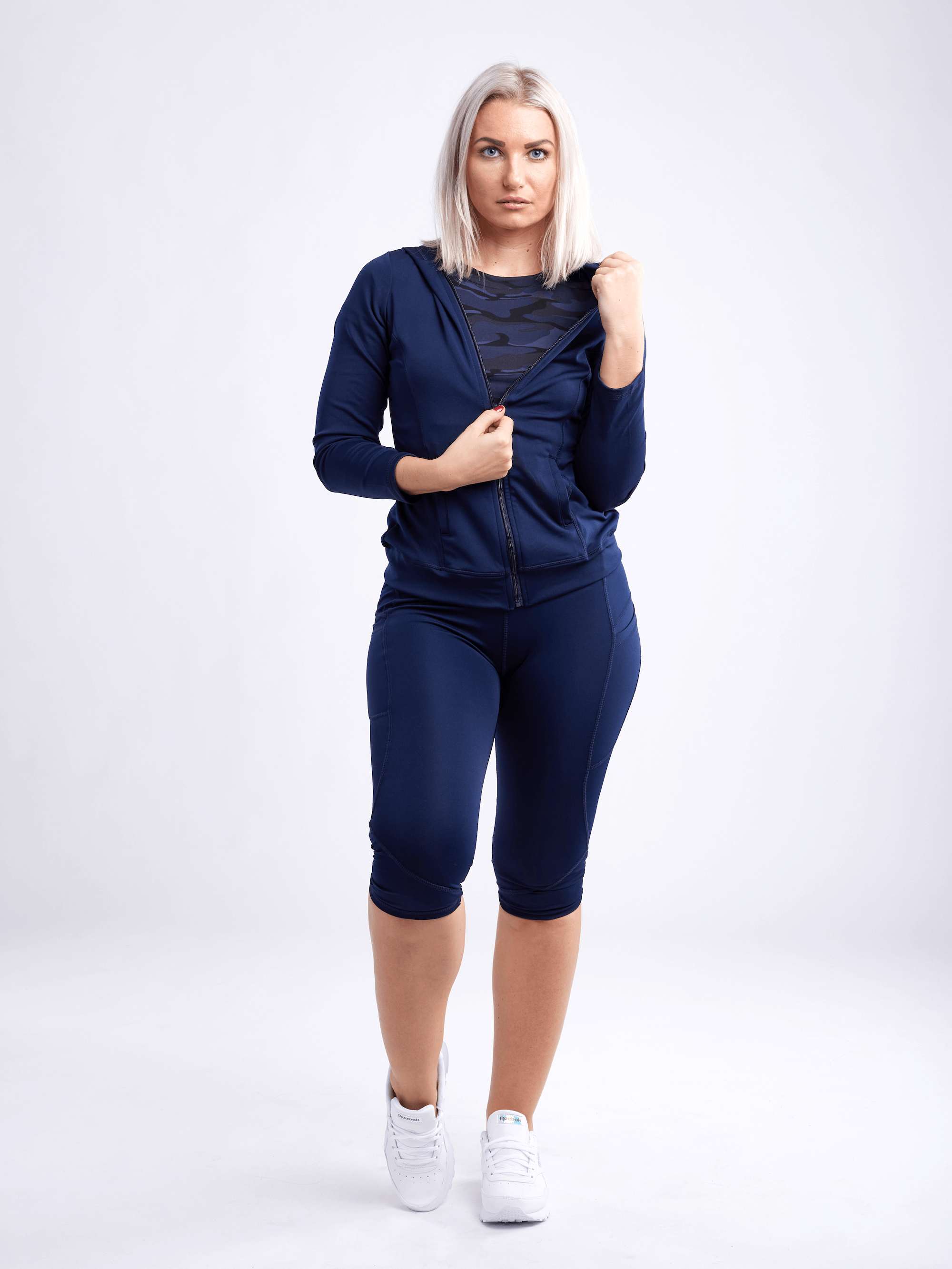 Mid-rise Capri Fitness Leggings With Side Pockets