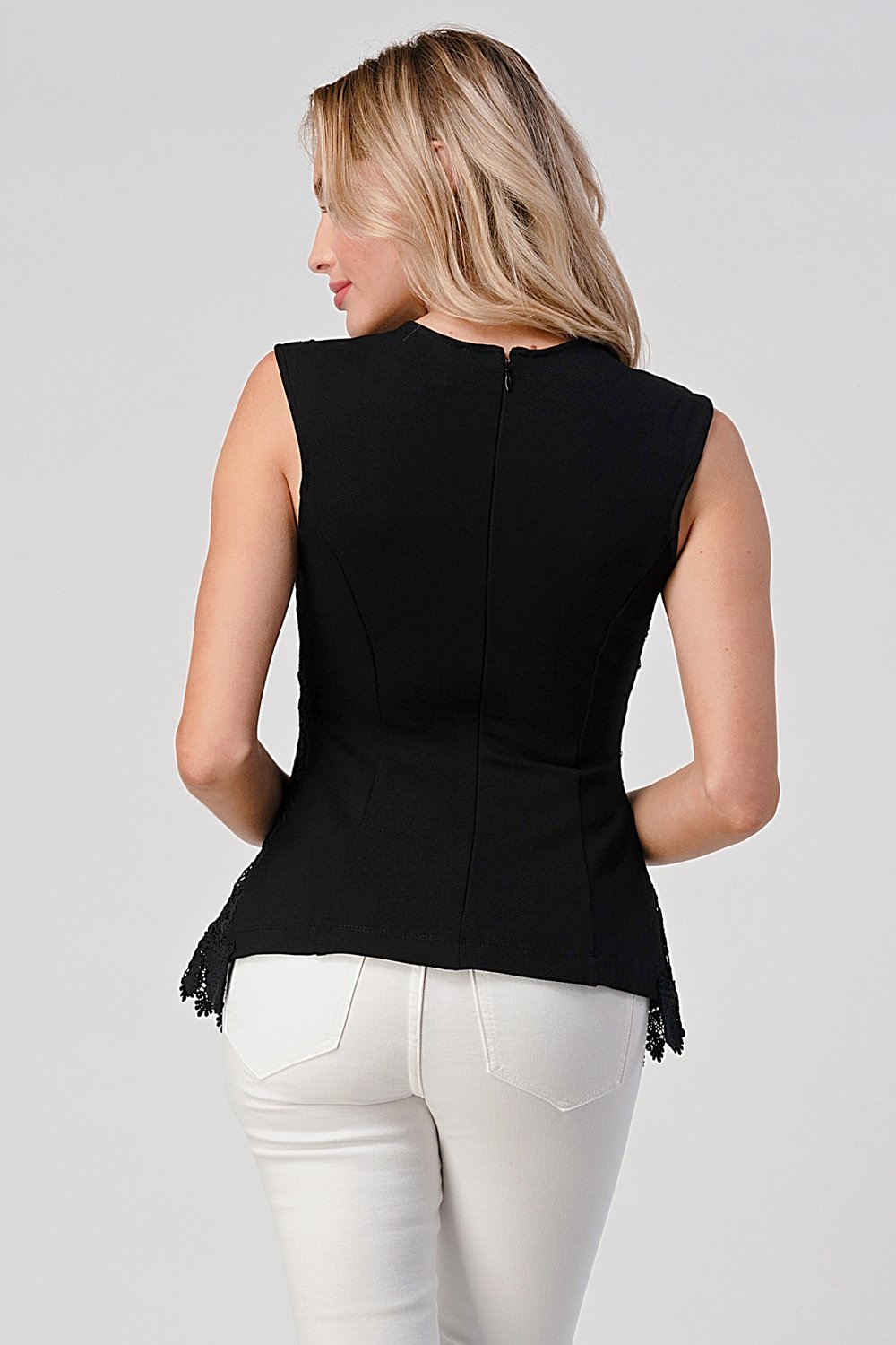ARROW V-Neck Lace Top