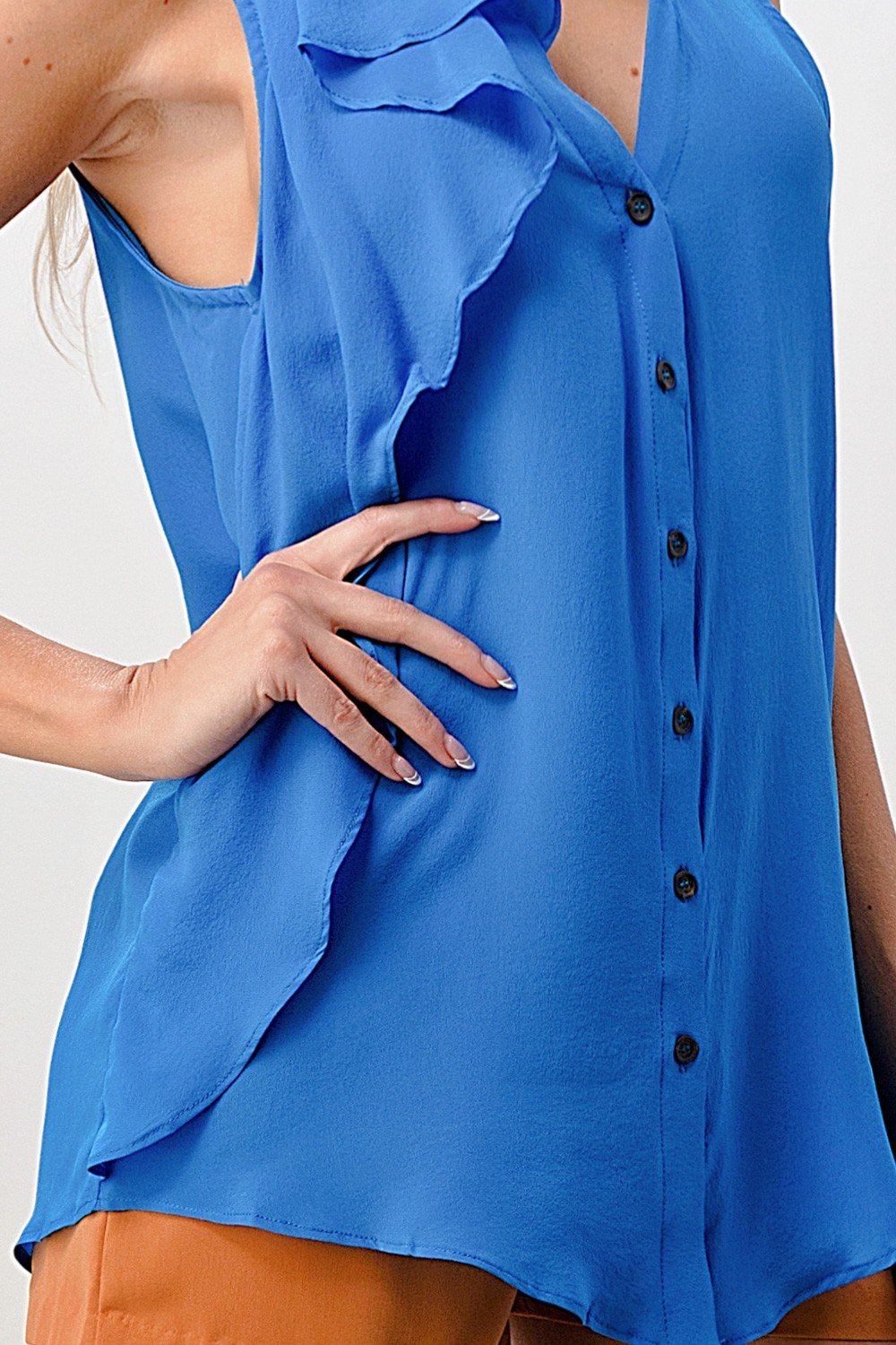 ARROW Ruffle Blouse