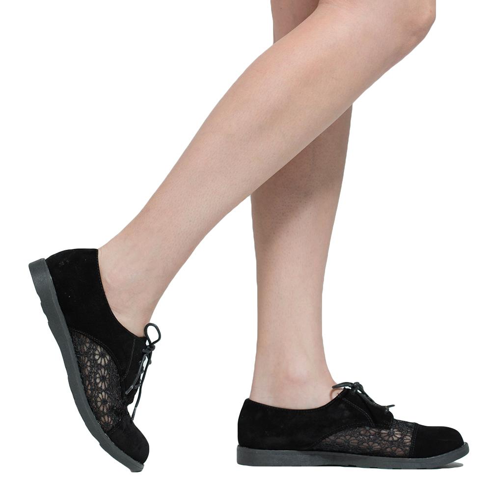 SOBEYO Embroidered Flower Lace Up Oxford Flats (Black)