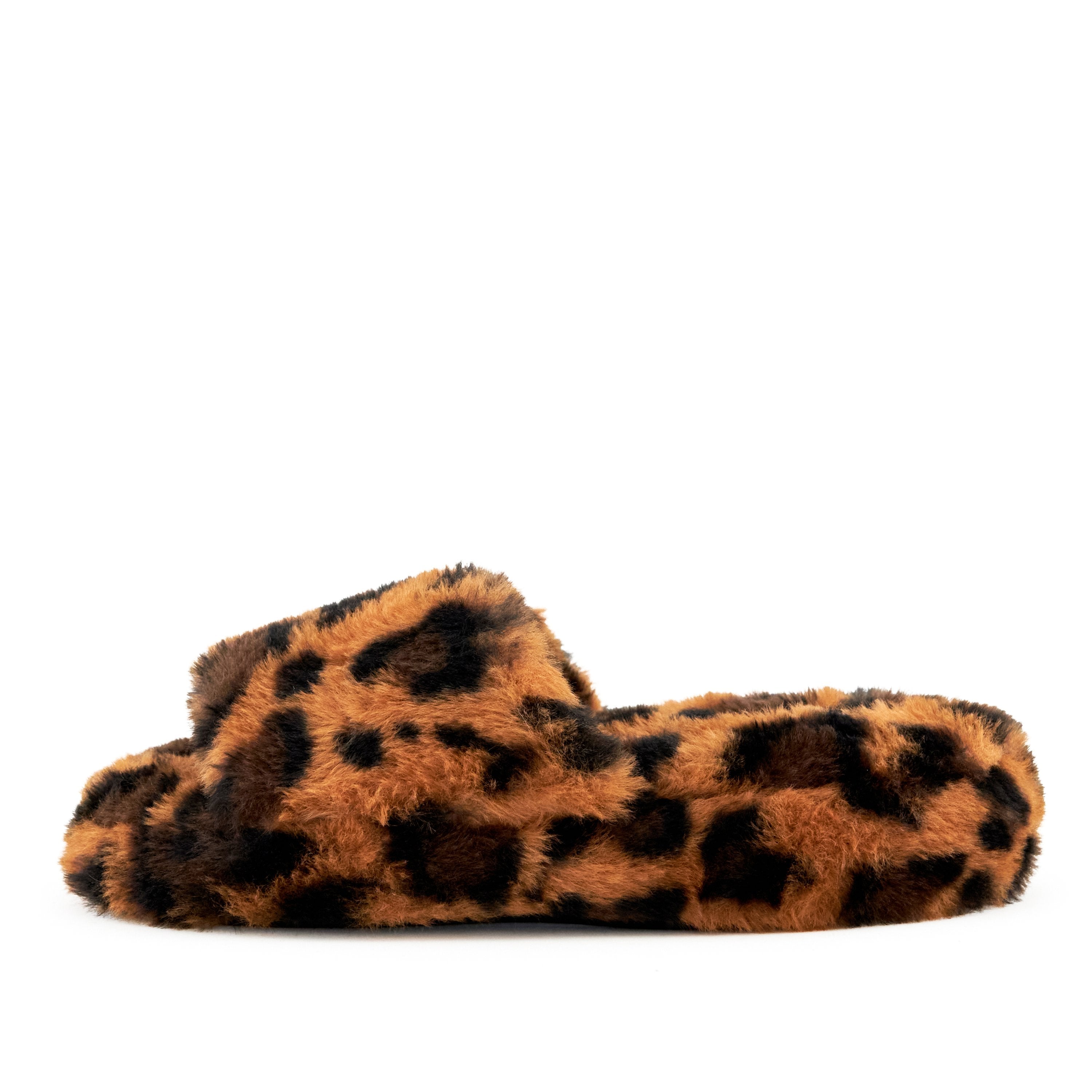 Geneva Faux Leopard Fur Slipper