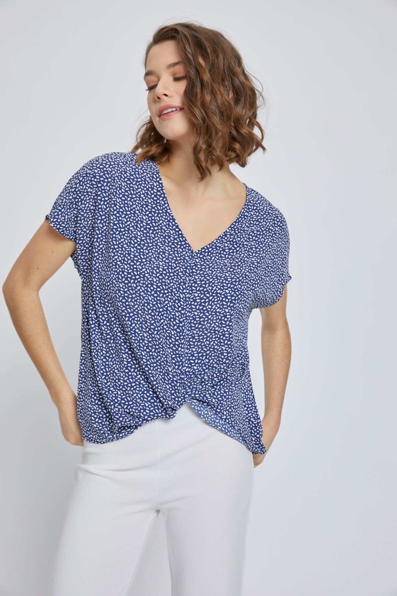 ARROW V-Neck Wrap Top