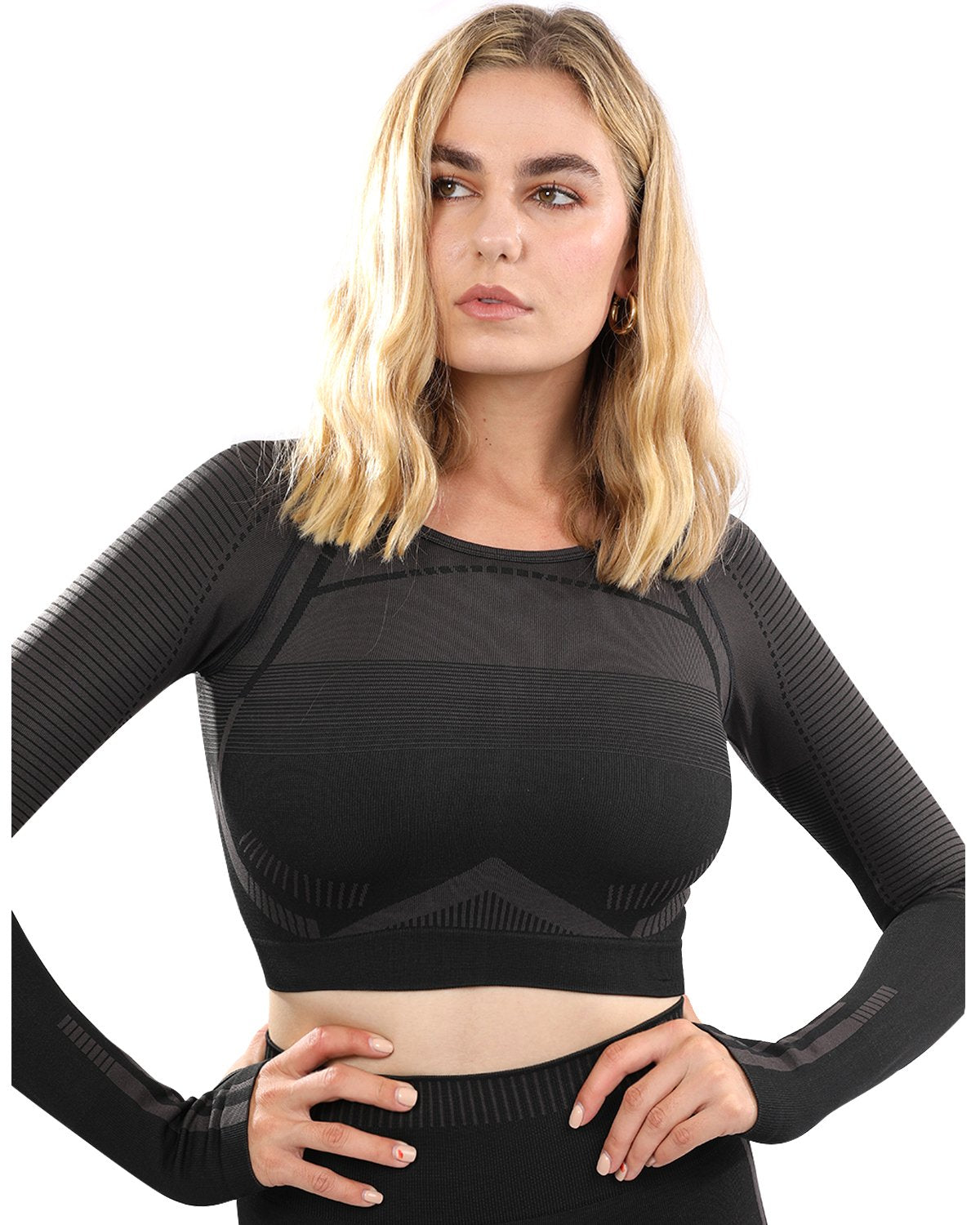 Dyansa Sports Top in Black/Brown