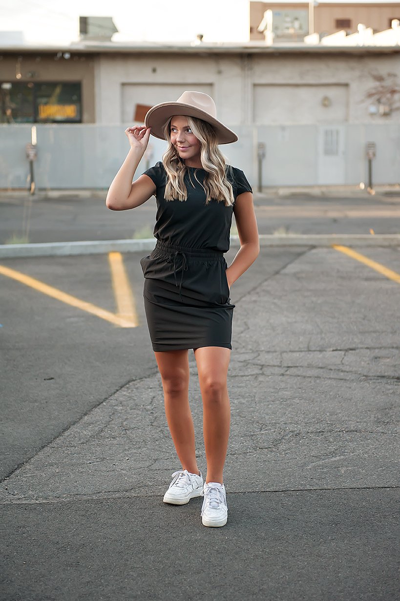 Lacy Downtown Dress in Black