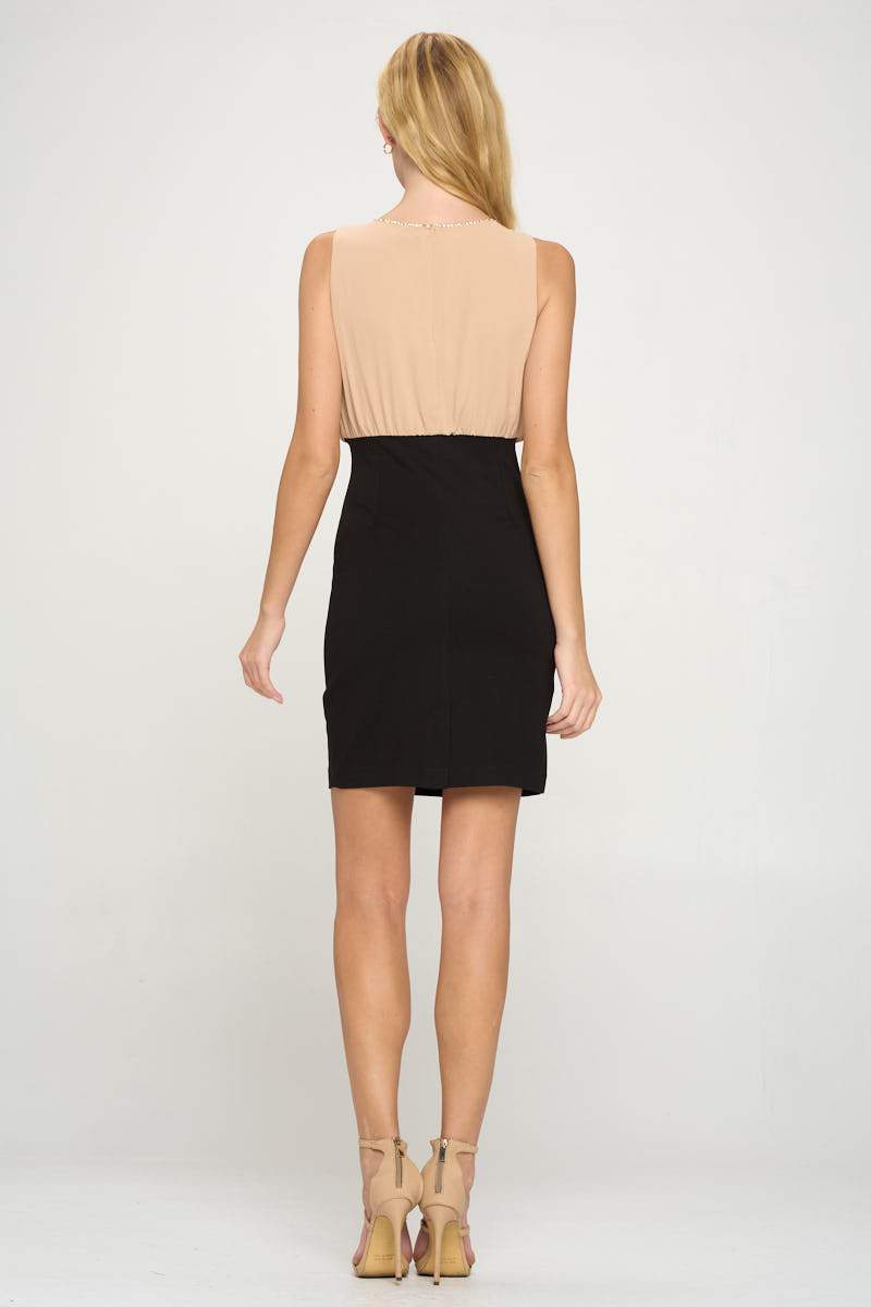 Arrow Sleeveless Two-Tone Fitted Dress