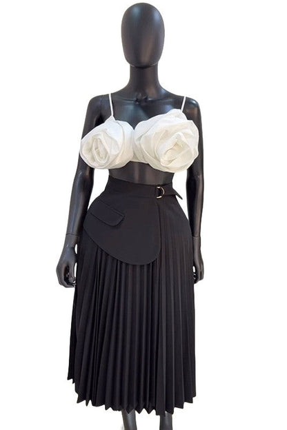 Cinnamon D-Ring Pleated Maxi Skirt