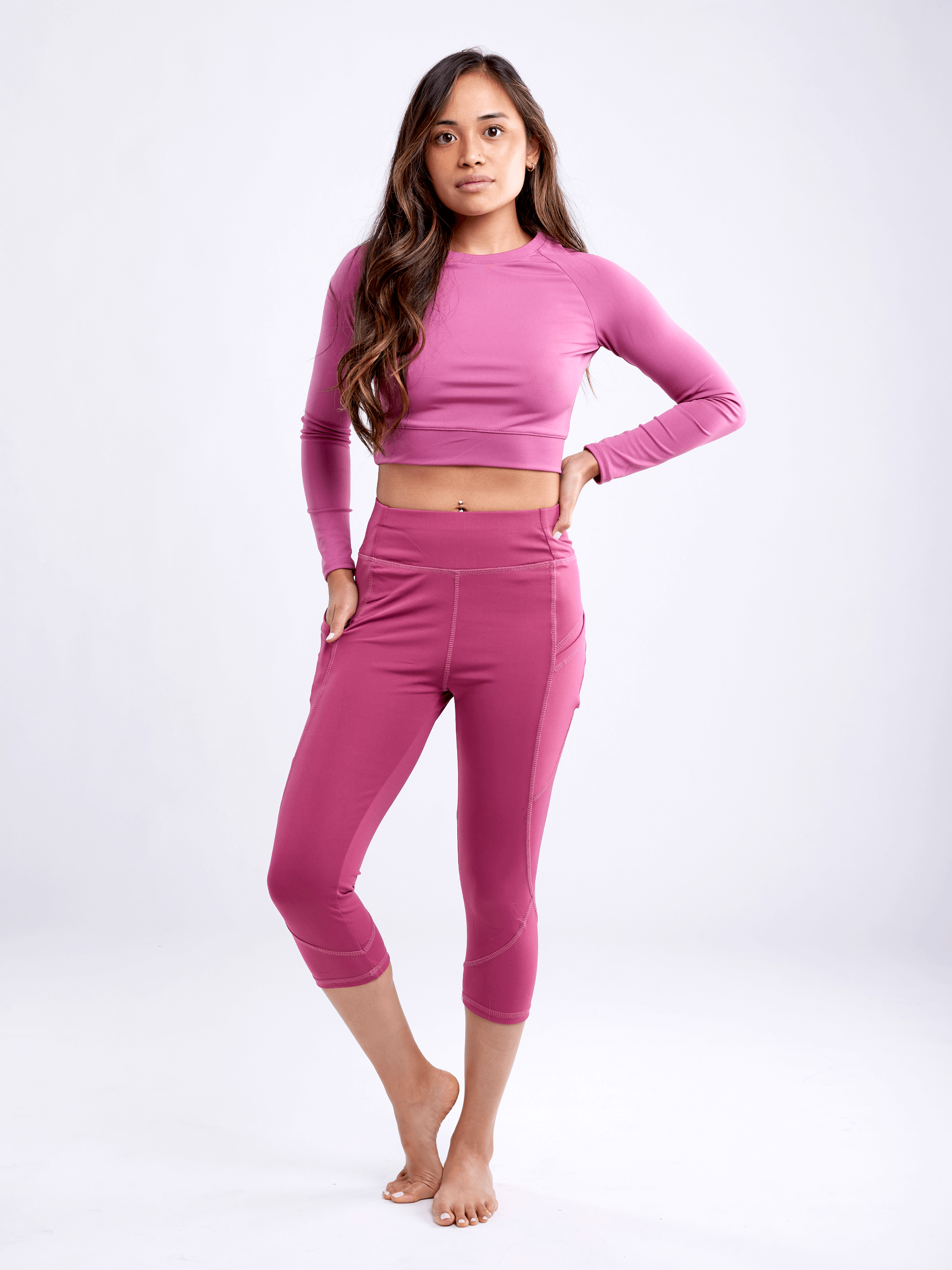 Mid-rise Capri Fitness Leggings With Side Pockets