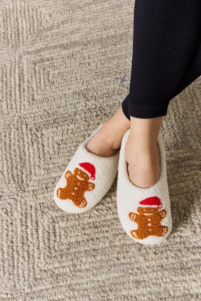 Melody Gingerbread Man Christmas Cozy Slippers