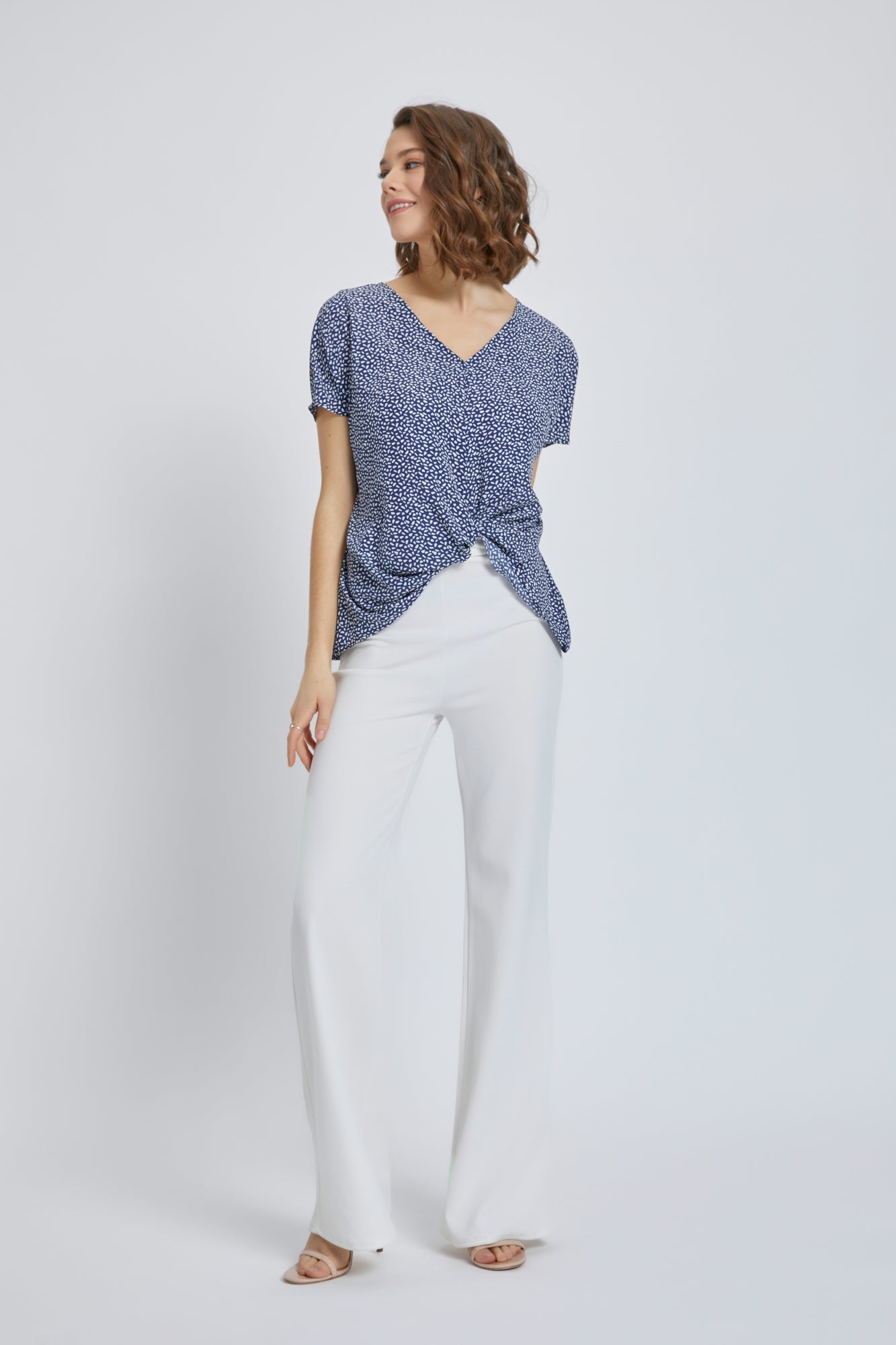ARROW V-Neck Wrap Top