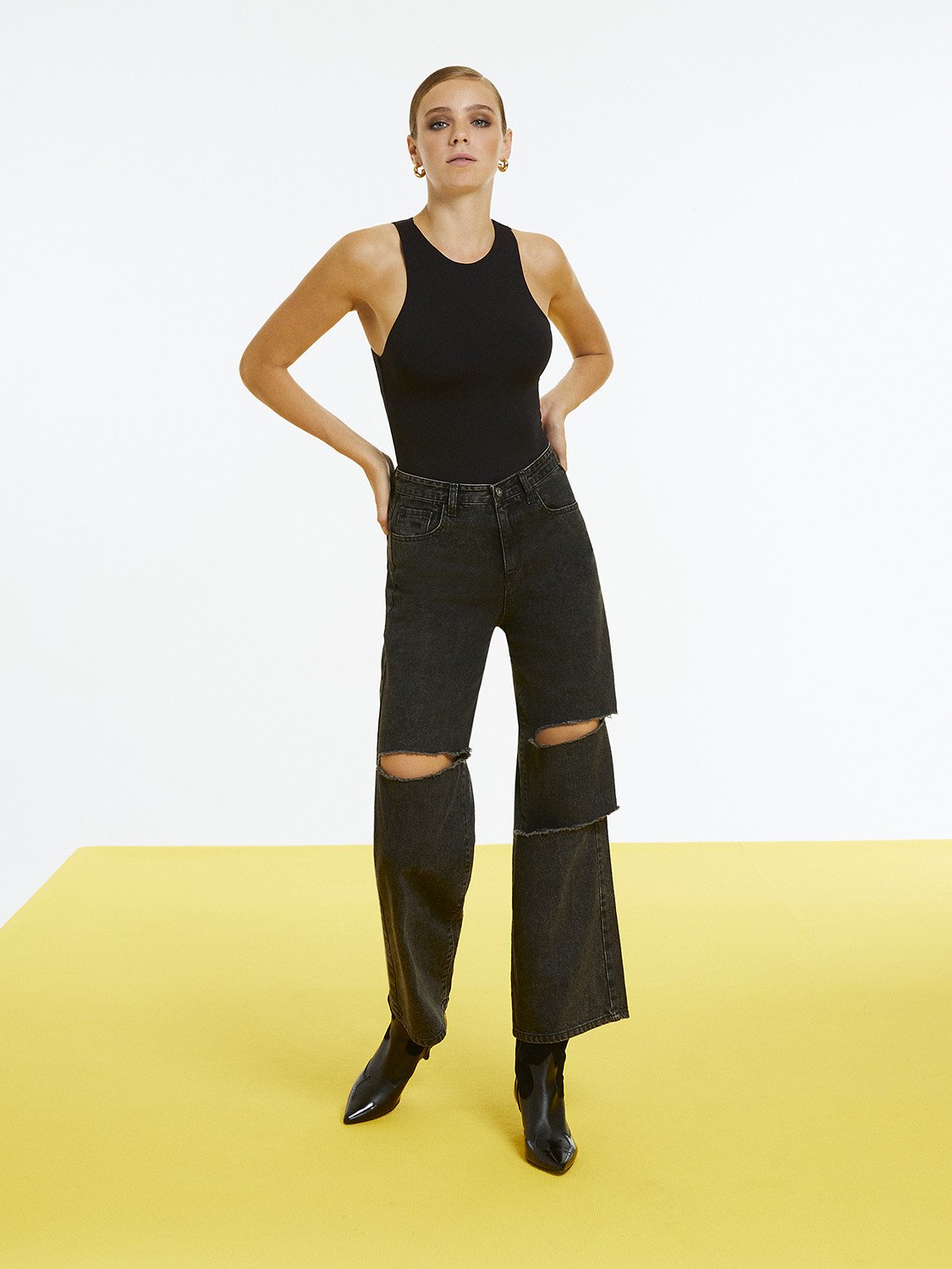 Brooklyn Brown High-Waisted Jeans
