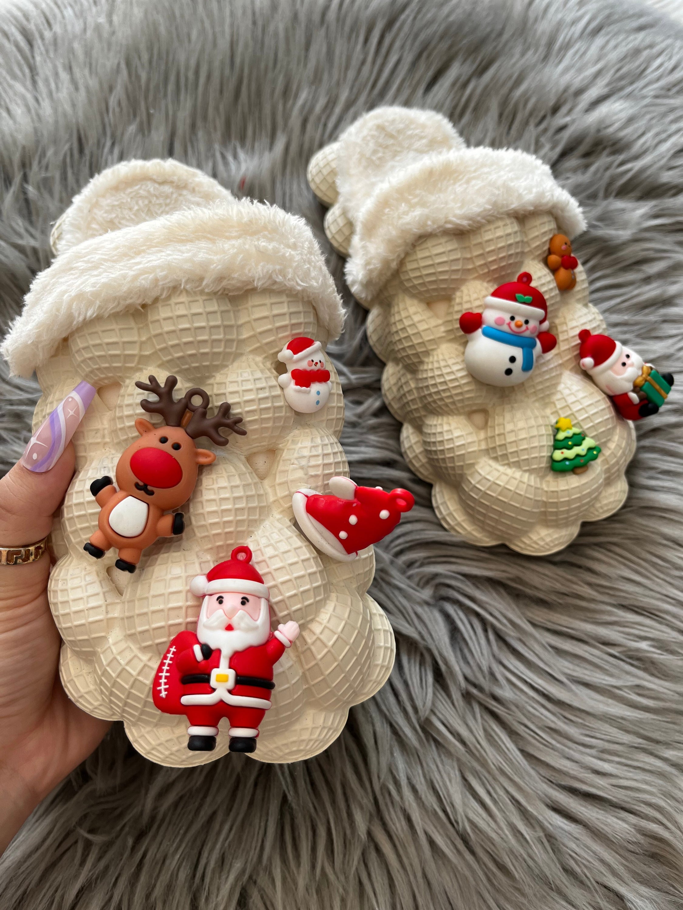 Bubble Christmas Slides (Apricot)