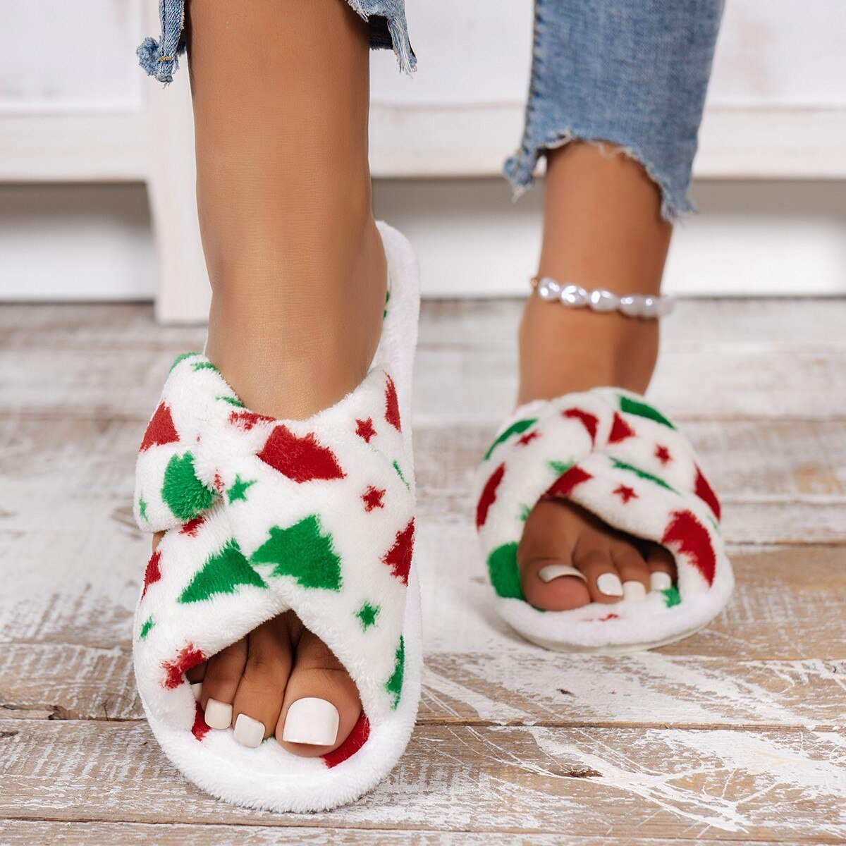 Christmas Tree Pattern Furry Slippers