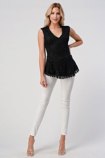 ARROW V-Neck Lace Top